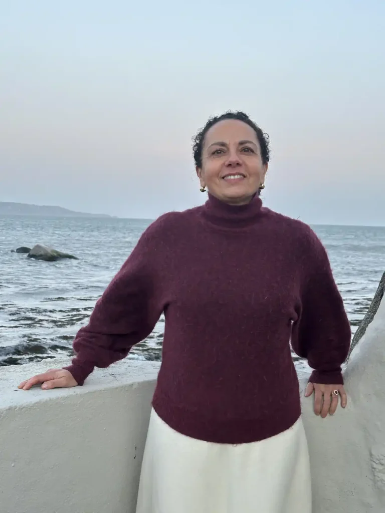 51.christianelivingston 768x1024