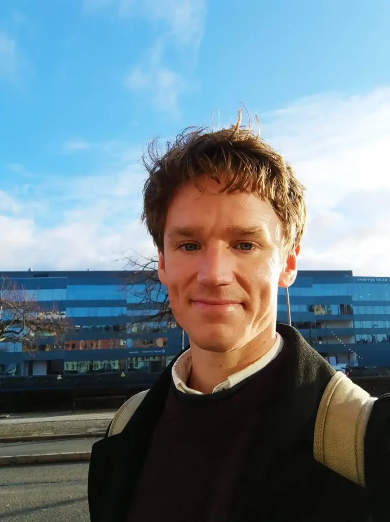 9.victormarkkula 768x1026